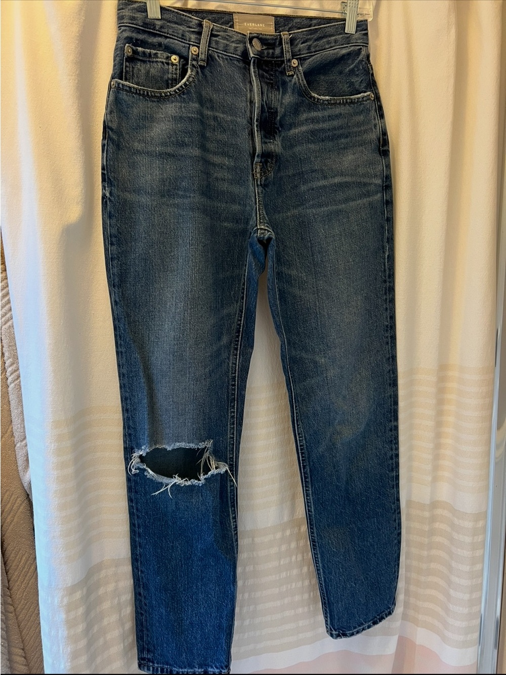 Everlane Dark Blue Straight-Leg Jeans with Knee Distress